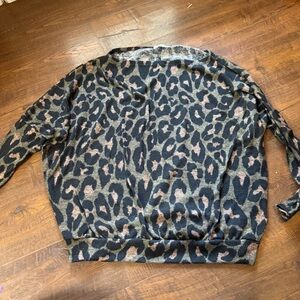 FSL Apparel Leopard Print Dolman Sleeve Sweater Medium